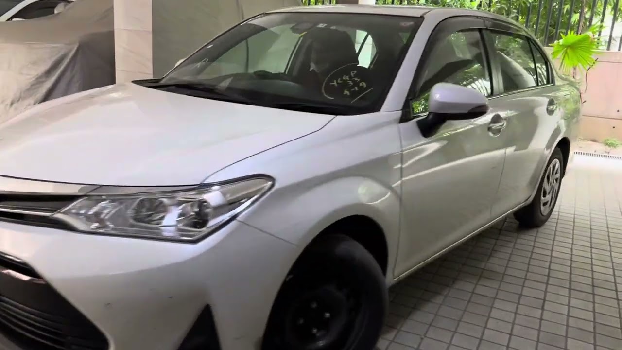 2019 Toyota Corolla Axio G in Pearl White