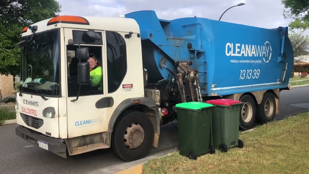 Town Of VictoriaPark garbage with the hard slamming SLOO931 in Carlisle 