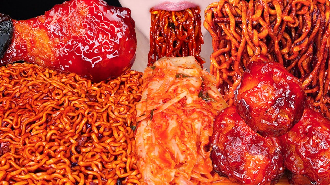 ASMR SPICY BLACK BEAN NOODLES FRIED CHICKEN KIMCHI MUKBANG 짜파구리 양념치킨 김치 먹방 辛い チキン 咀嚼音 EATING SOUNDS