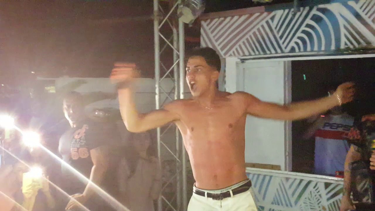 TEDUA - WASABI 2.0 // LIVE CATANZARO LIDO 24.06.2017