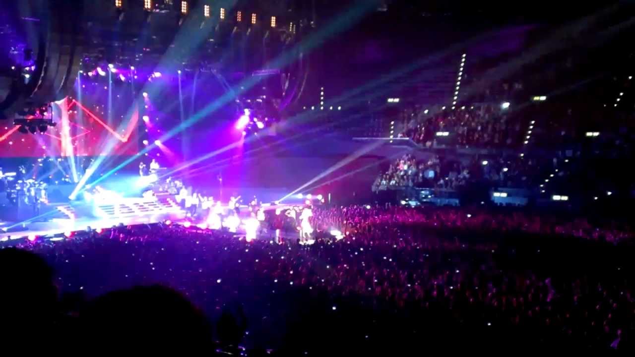 Jennifer Lopez - On The Floor (Live in Zürich Hallenstadion) HD+
