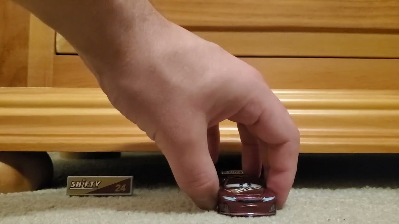 Unboxing Disney Pixar's #24 William Byrev (Cars NASCAR 2024 Line)