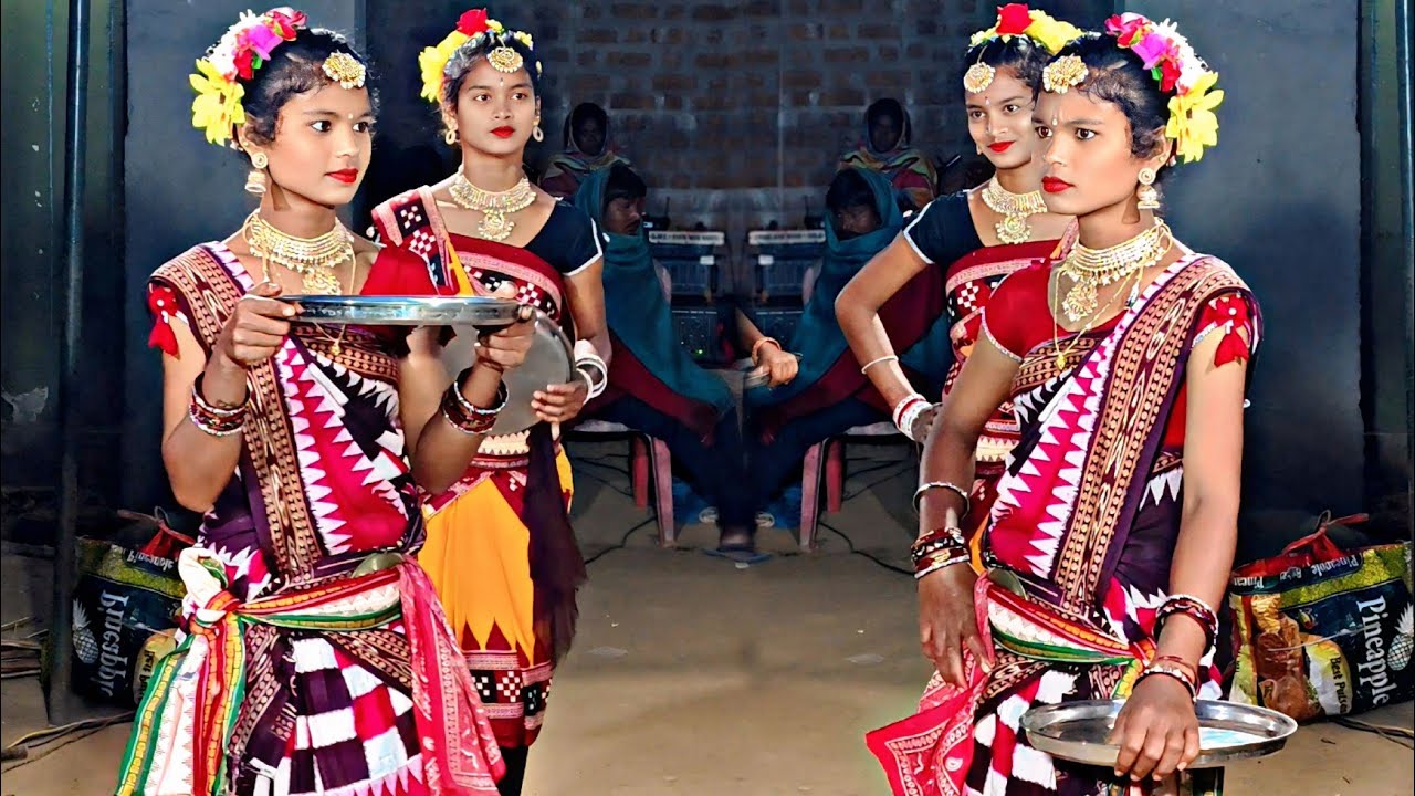 Muchbahal  Ladies Kirtan 🌿💞 Sambalpuri Dhamaka Dance ମୋ 7489232433 Muchbahal Ladies Kirtan 2026