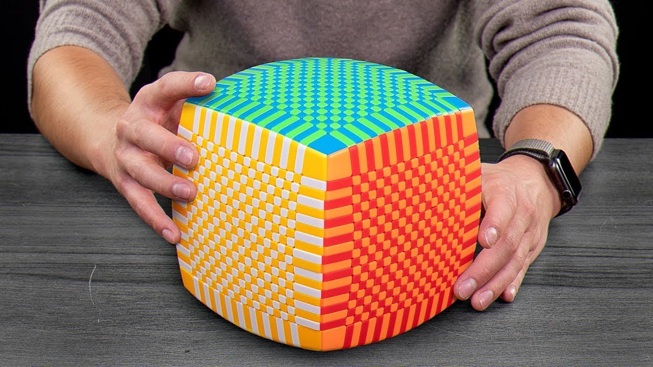 THE LARGEST RUBIK'S CUBE IN THE WORLD 19x19 | unboxing and review