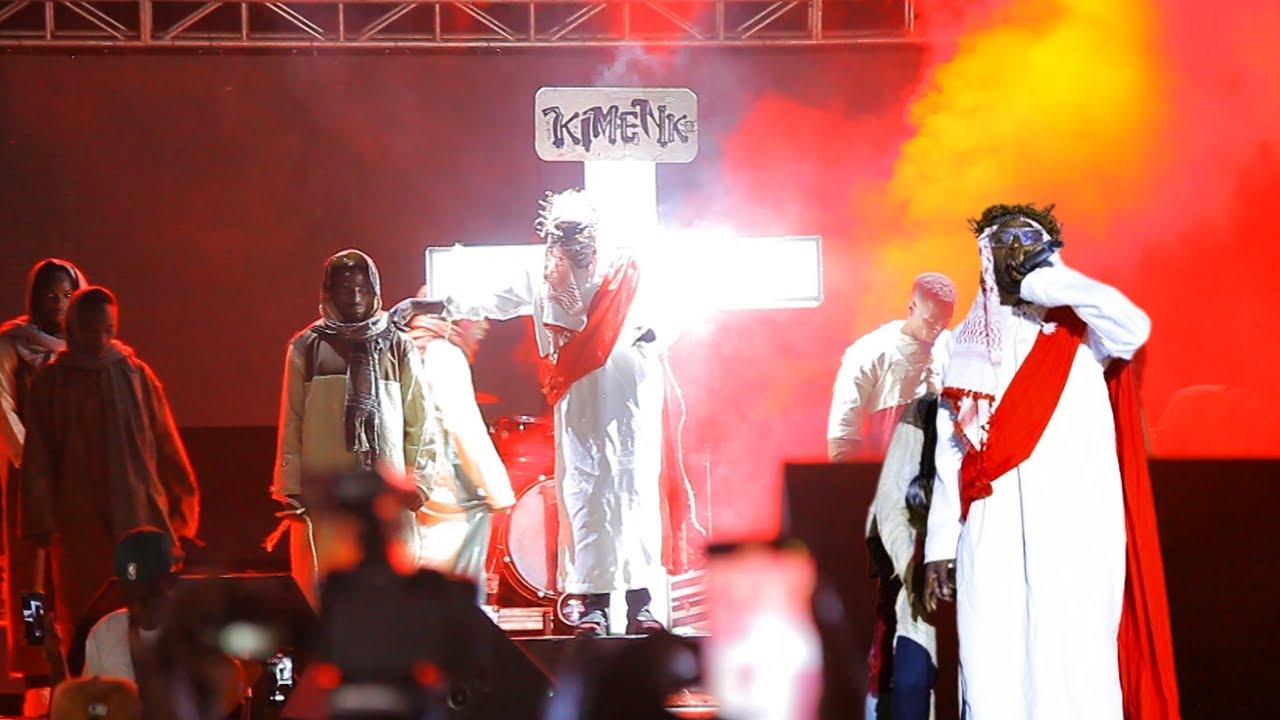 ALIEN SKIN'S LIVE CONCERT LUGOGO CRICKET OVAL & UNIQUE ENTRANCE ON STAGE