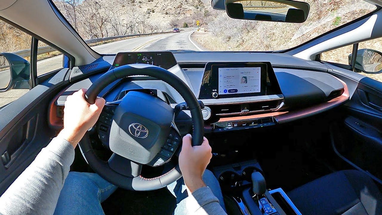 BASE 2024 Toyota Prius Prime SE - Suprisingly fun?