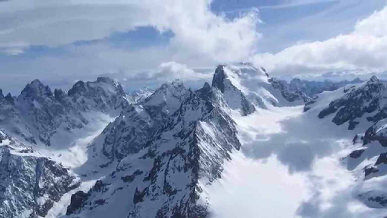 Survol en planeur du Glacier Blanc au col des écrins (mai 2013)