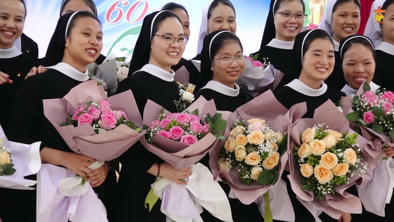 ĐỒNG HÀNH CÙNG MẸ - Ngày khấn lần đầu