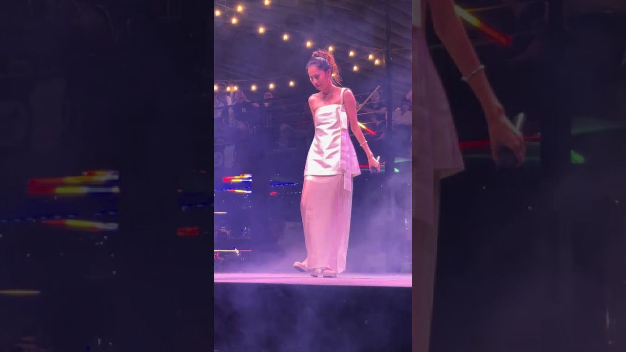 NAM EM HÁT CA KHÚC MỚI TẶNG KHÁN GIẢ BÌNH DƯƠNG 