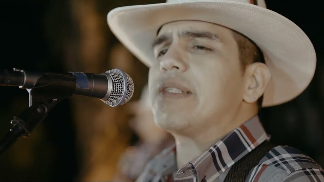 Jovanny Cadena - La Vida Ruina [En Vivo]