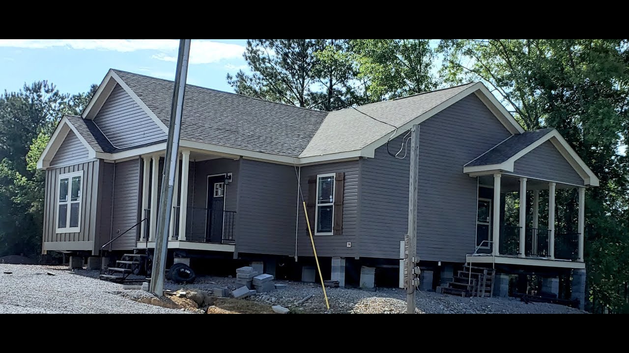THE KLASSE 47 X 80 4 BEDS 2.5 BATHS APPROX  2520 SQ FT BY DEER VALLEY