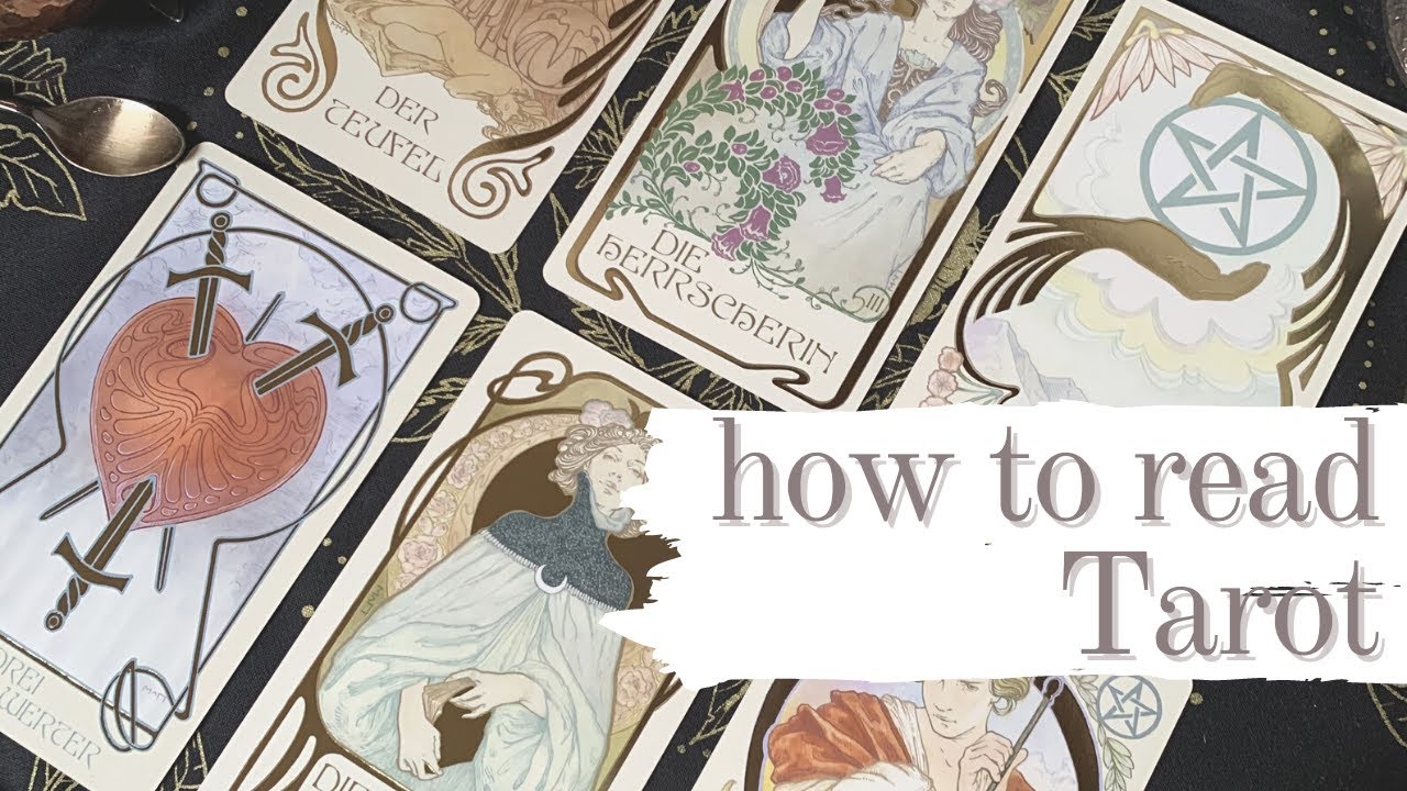 Reading the Tarot // Witchcraft