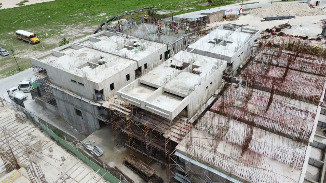 POOLTROPIC LAS IGUANAS - CAP CANA