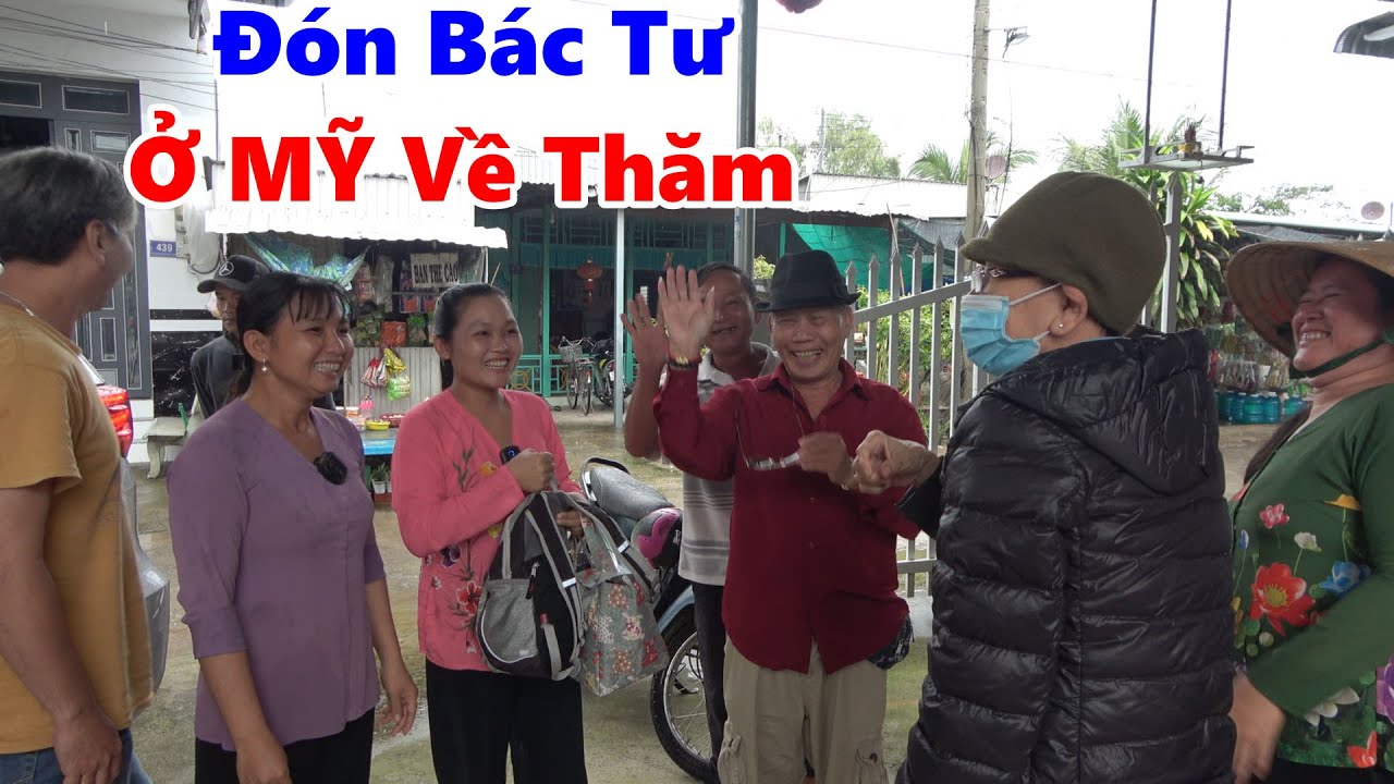 Đón BÁC TƯ Ở Phương Xa Ghé Thăm Chòi Mùa Nước Lũ Và Những Món Quà Hai Bác Gửi Tặng Gia Đình #853