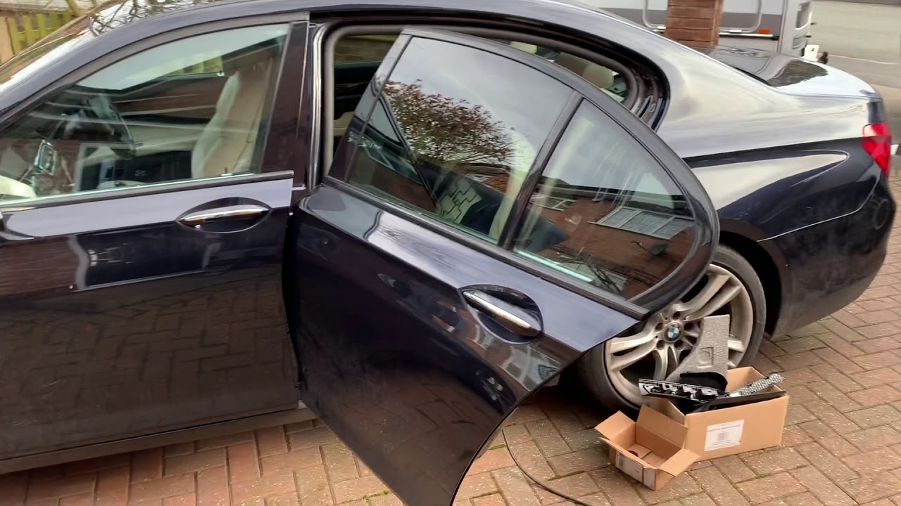 How to fix a wet carpet in a BMW F01 7 Series