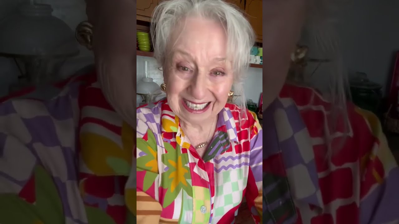 Покажу вам своё новое платье | Готовим вместе с Брендой Гант