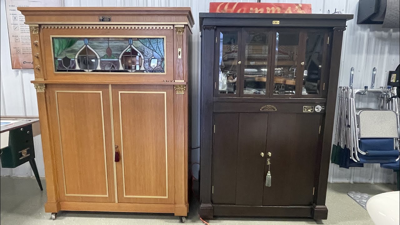 Музыкальные шкатулки Two Orchestrions в исполнении Дж. П. Зеебурга и виртуоза виолончели в програ...
