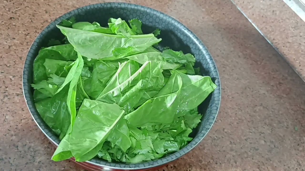 اكلتنا النهارده قلقاس بالخضره والليمون اكله الدفا،#اكسبلور #عشاءلذيذ #اكلتك #food #cooking 