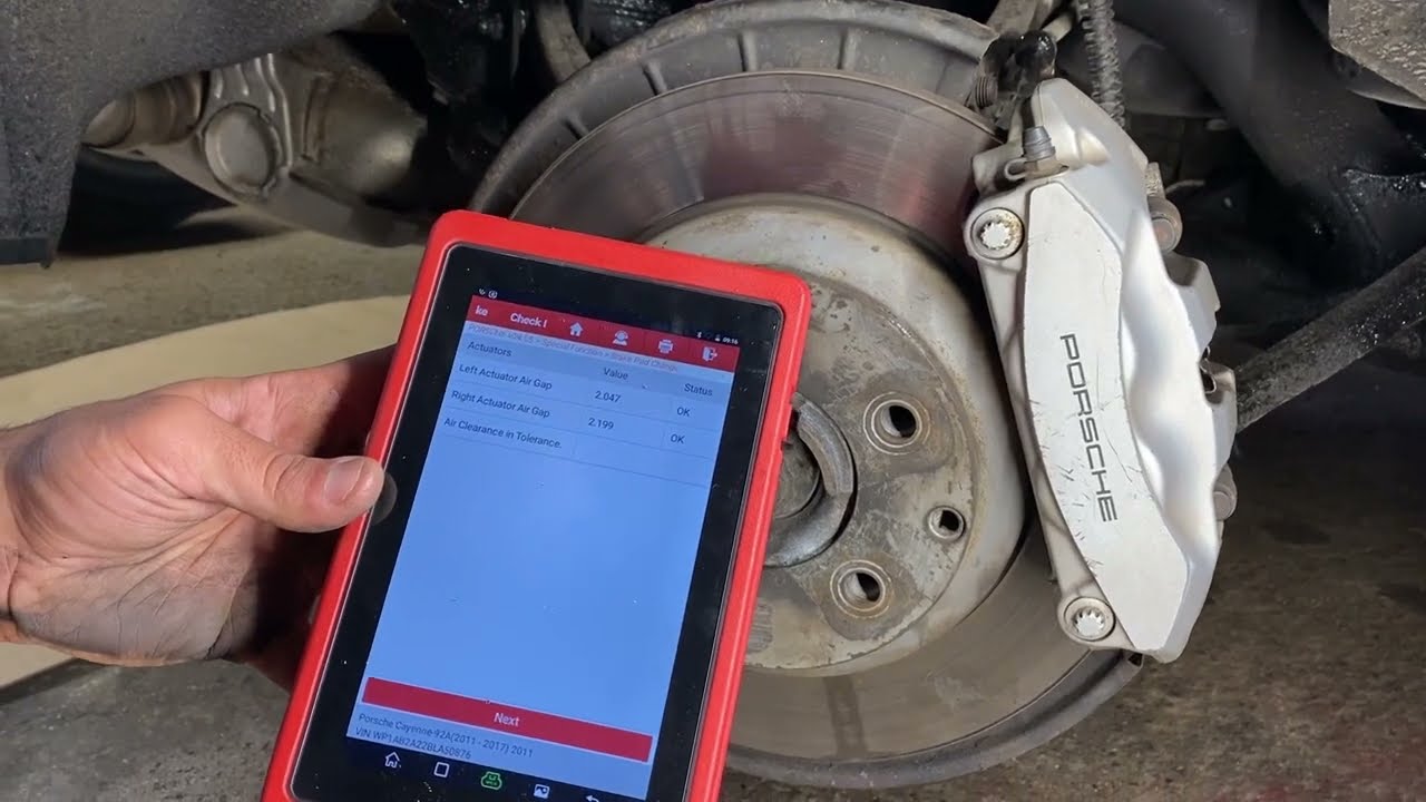Porsche Cayenne 958 Rear Brake Service Like a Pro 🔧 Air Gap Adjustment, Calibration and Grinding-In!