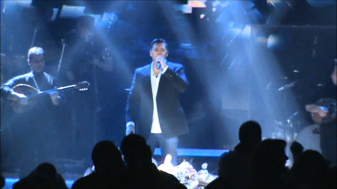 Nikos Makropoulos - Ta xapia (TeAtrO Music Hall, Ζωντανή Ηχογράφηση).wmv