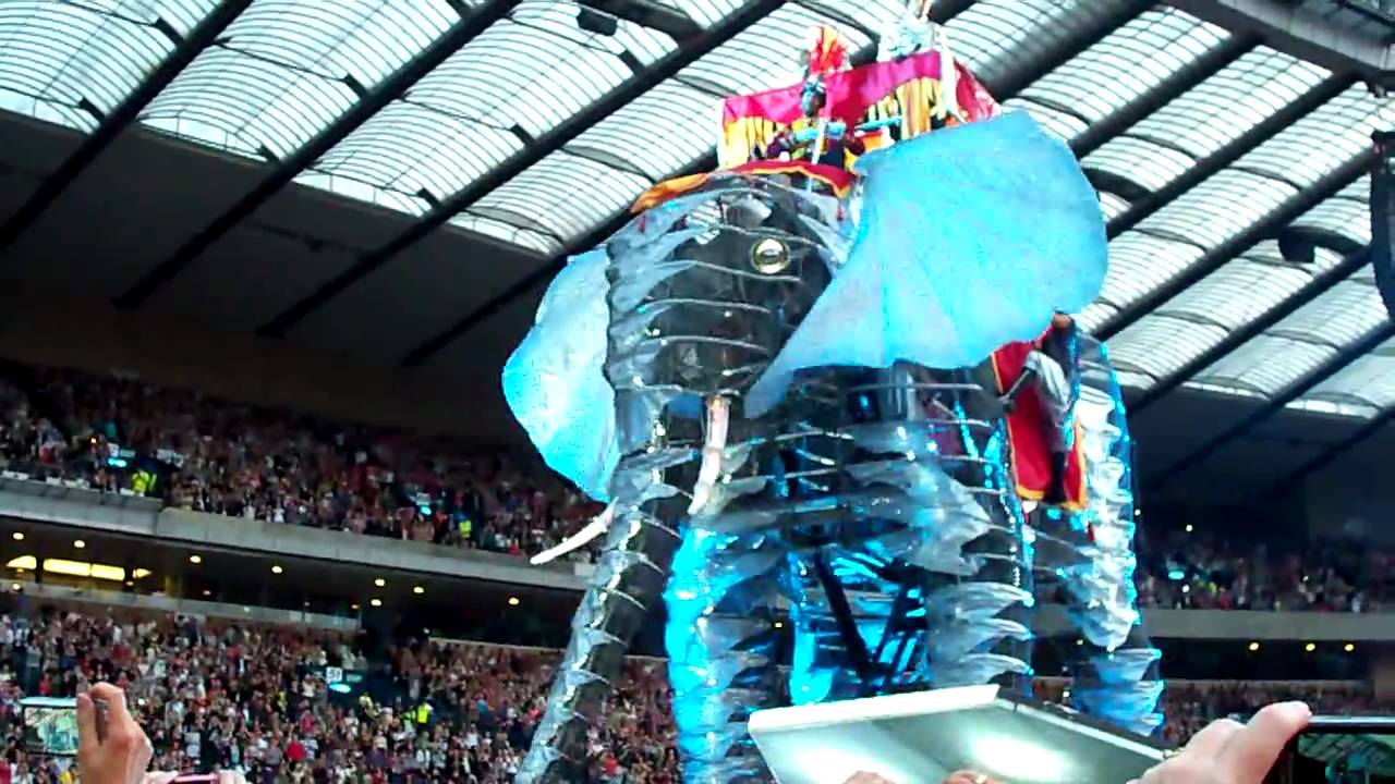 Take That Live Tour 09 Hampden Park Glasgow - The Circus - The Garden