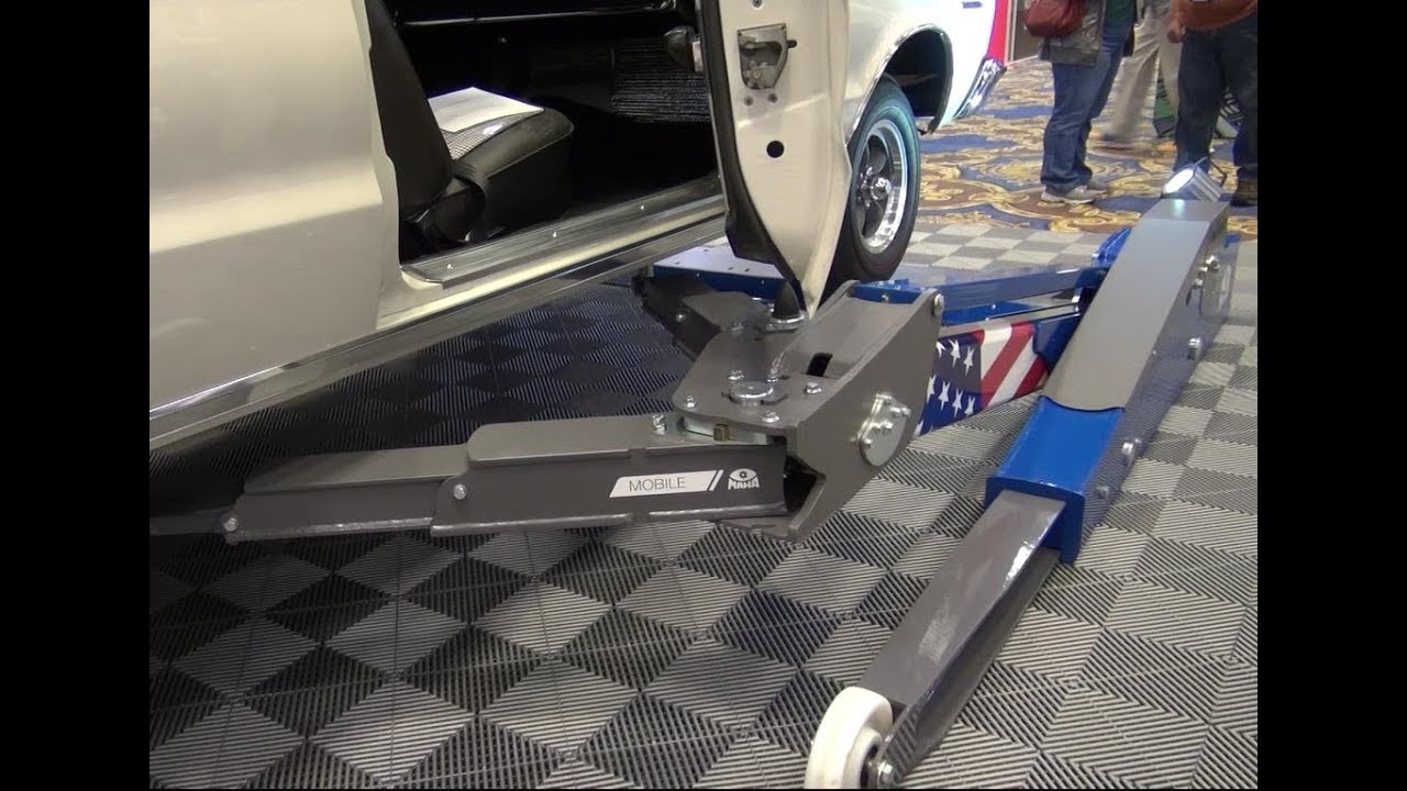 Maha Portable Two Post Auto Lift