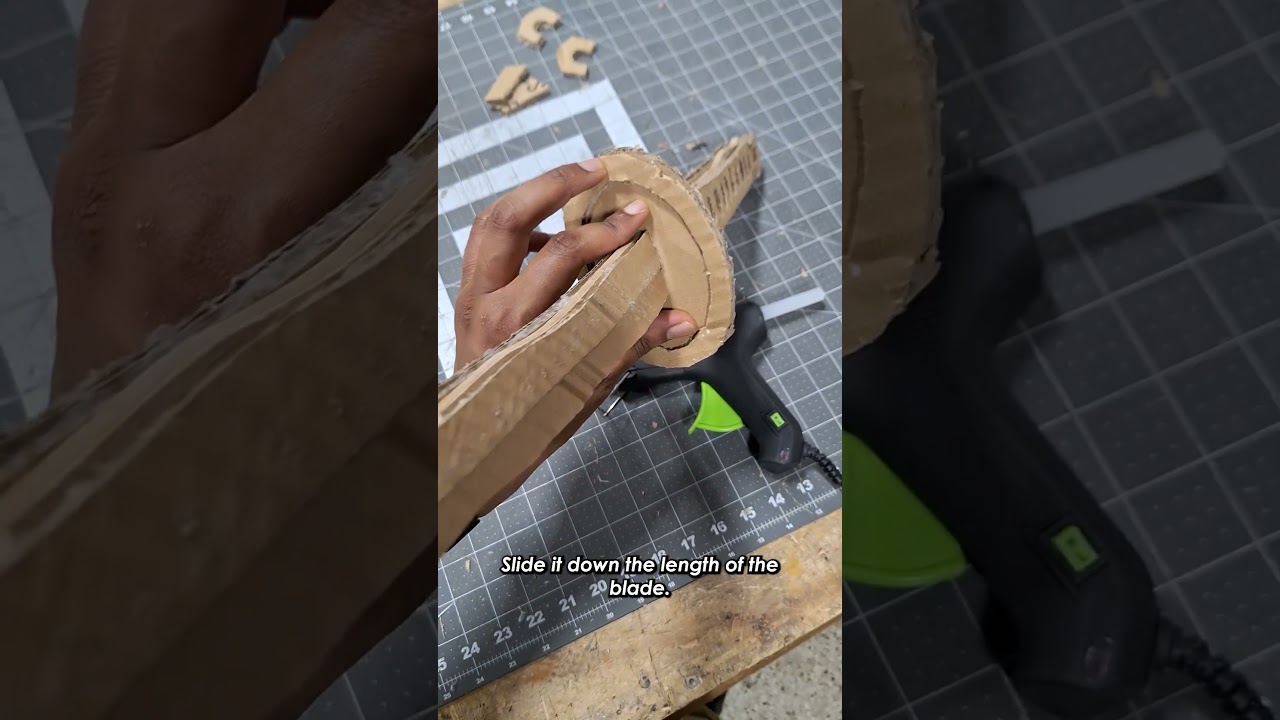 Making Zoro's Katanas out of Cardboard P1