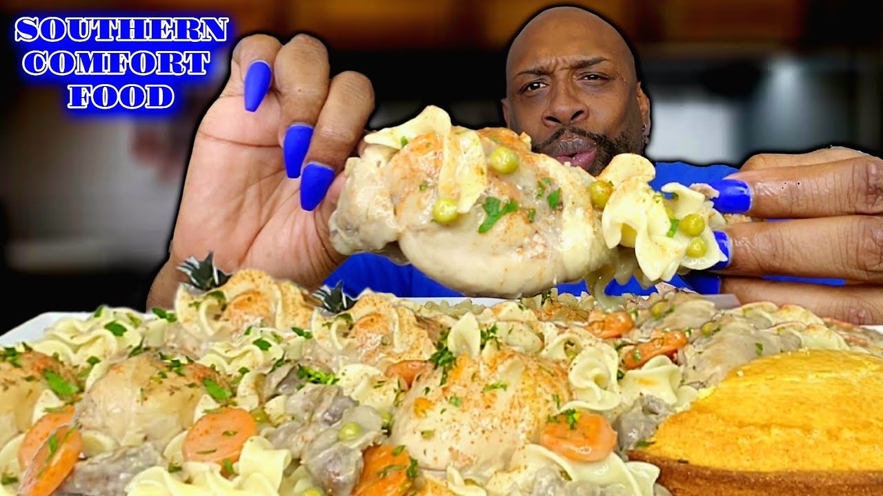 SOUTHERN SMOTHERED CHICKEN & NOODLES | MUKBANG | SOULFOOD