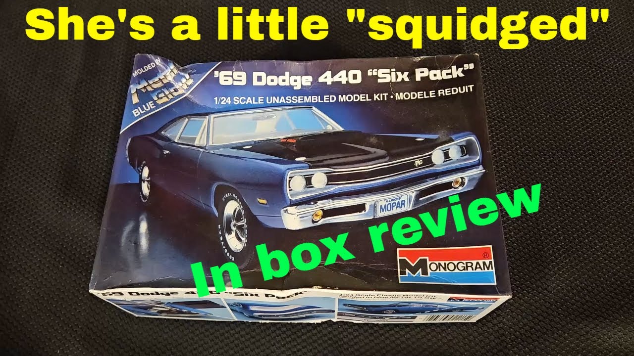 Unboxing 1969 Dodge 440 Six Pack 1/24 Monogram Vintage Model Kit Review #plasticmodel #modelcars