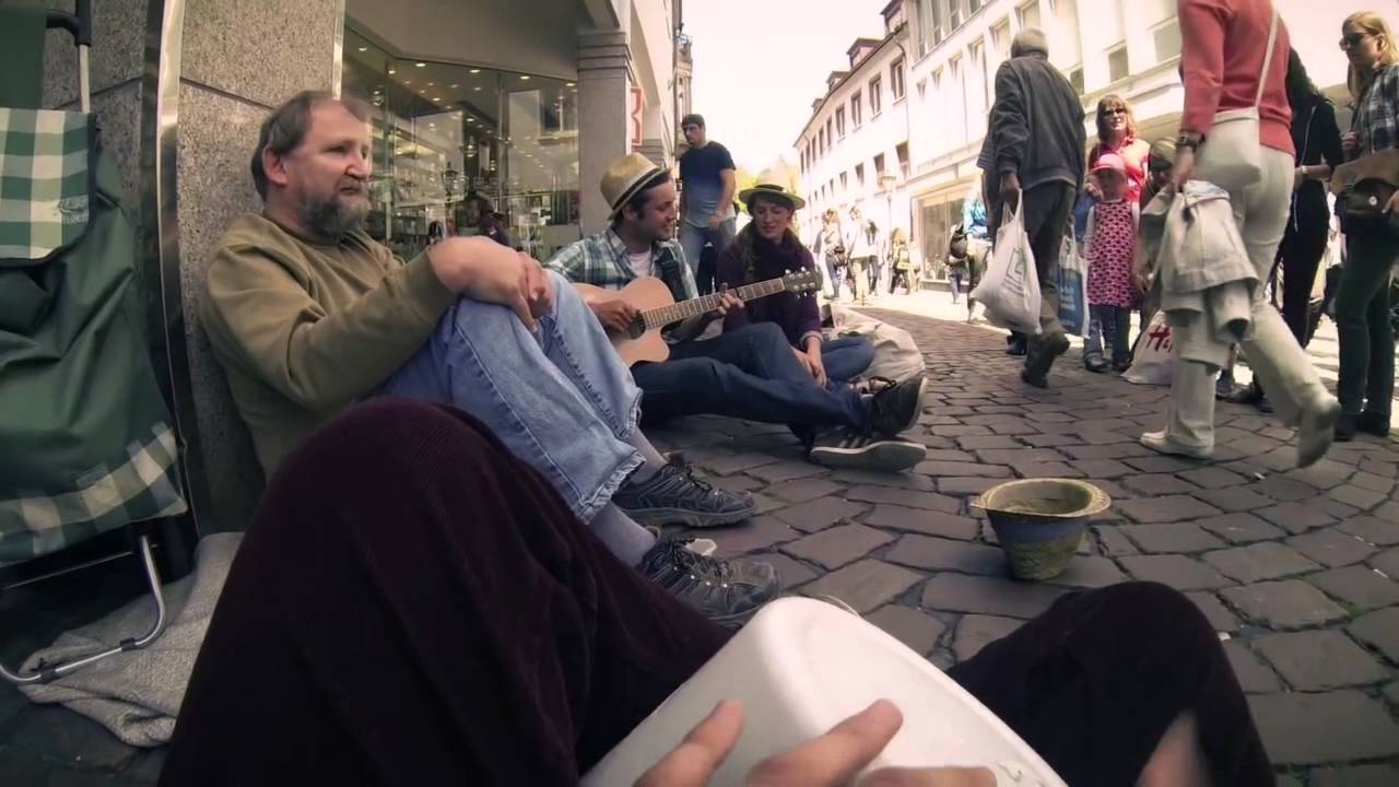 Tres M&uacute;sicos Solidarios