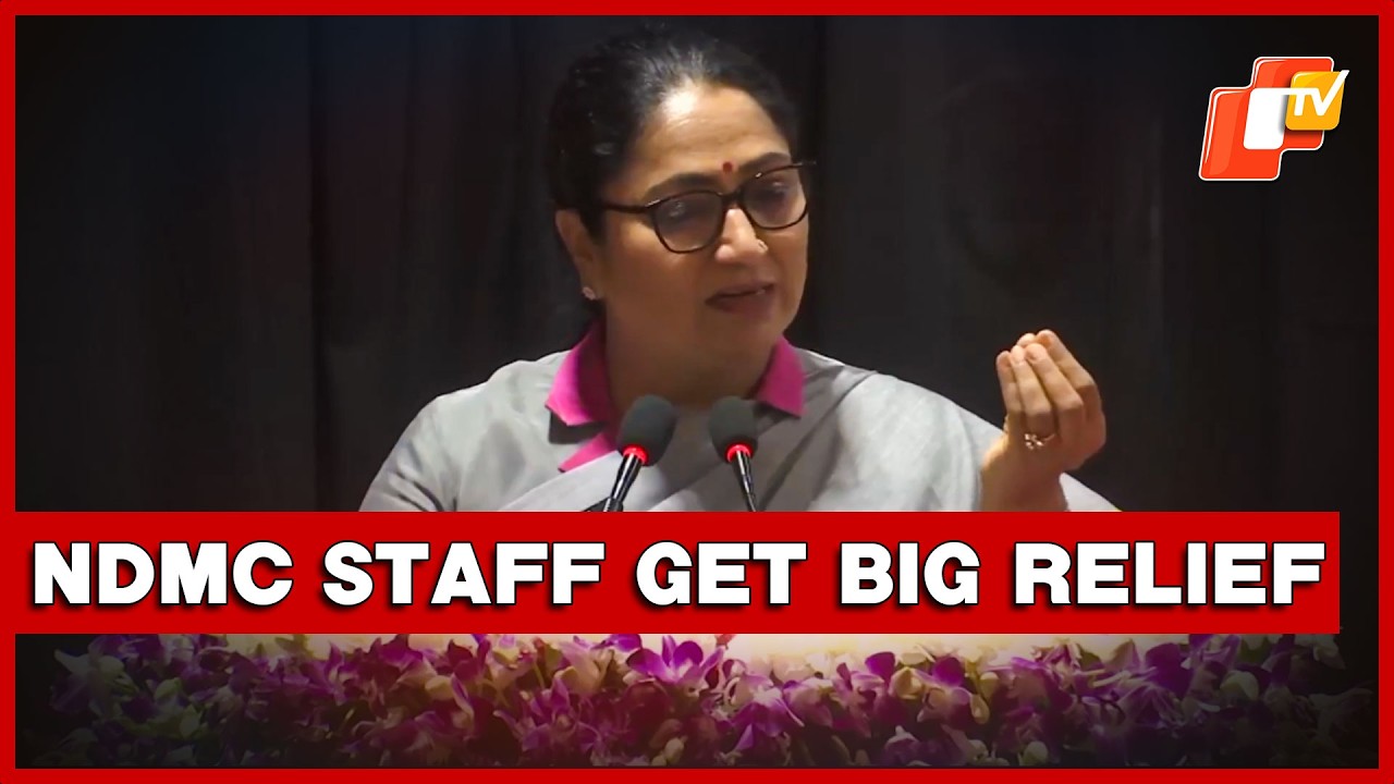 Delhi CM Rekha Gupta Distributes Appointment Letters, Medical Cards To NDMC Staff