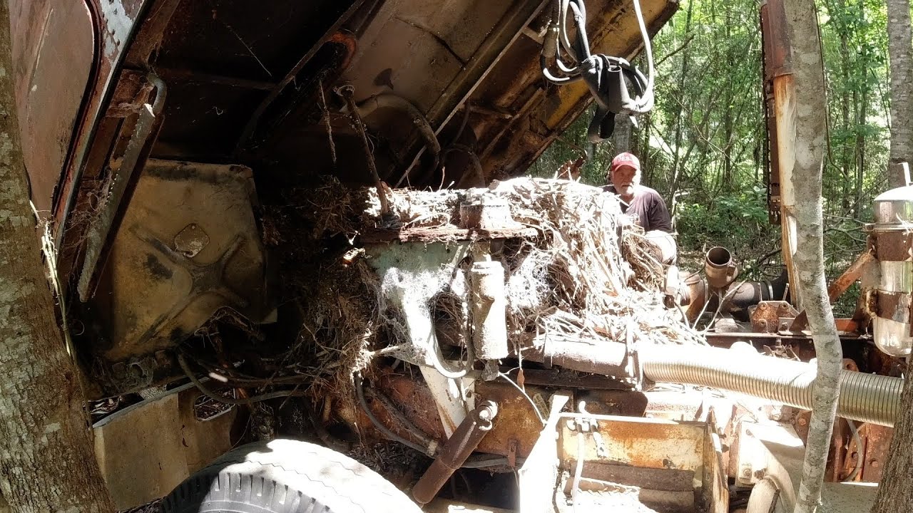40 Years Later This ENGINE Did This After Cab Fell off THEN...