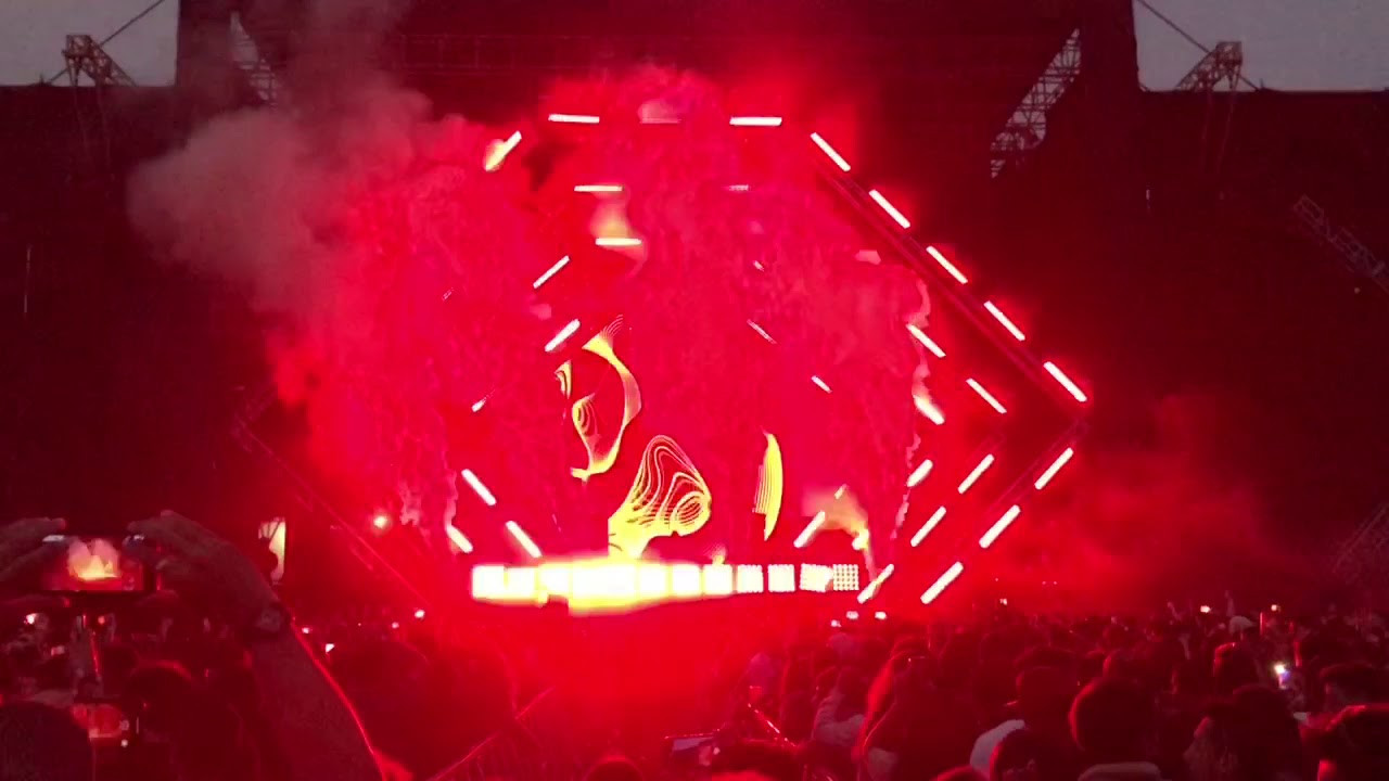 CHARLOTTE DE WITTE [RESISTANCE] @ Paraíso del Sur - Lima, Perú (12.10.2019)