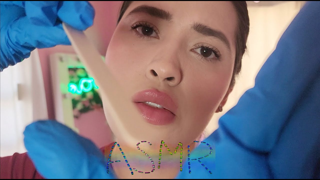 ASMR Tu Doctora Favorita Te hace una consulta Medica 👩🏻‍⚕️🥱💖