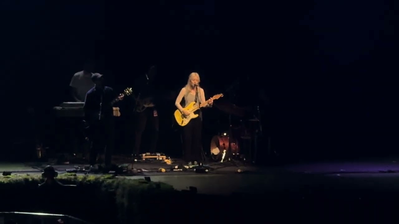 Men I Trust Live at The Climate Pledge Arena in Seattle, Washington 5/10/2024