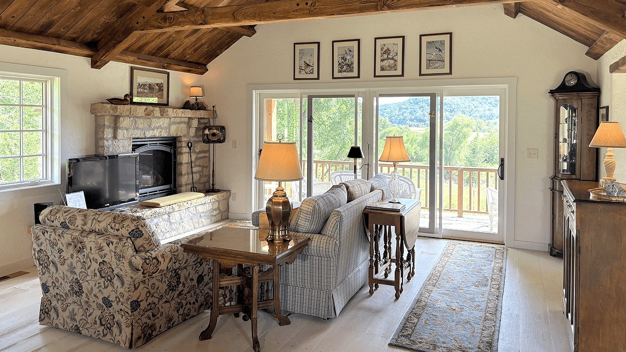 The Cottage at Streamwalk Tour