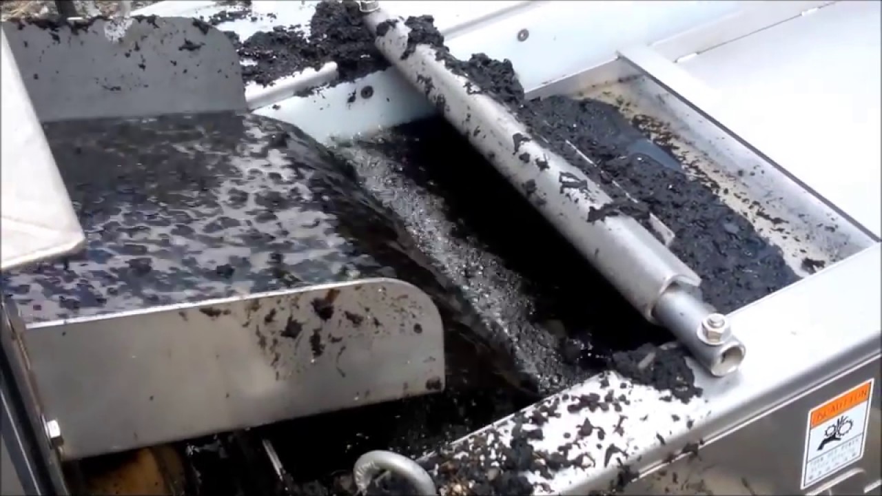 TRP711D liquid solid separator in septic sludge dewatering system--Lifeng China
