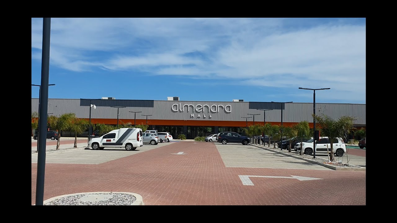 Almenara Mall , Centro Comercial en Departamento de Canelones. Almenara Shopping Mall in Uruguay.