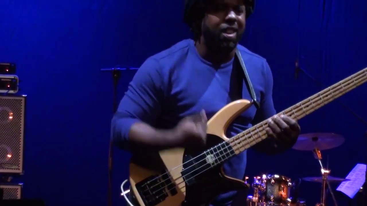 Victor Wooten The Lesson / Norwegian Wood amazing bass solo  at Berklee Valencia Oct 2012