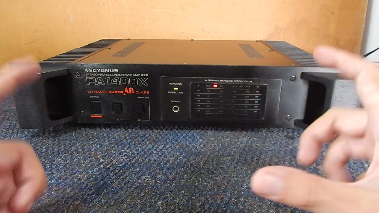 VENDA -CYGNUS PA 1400X AMPLIFICADOR DE POTÊNCIA ANOS 80 BOM ESTADO .