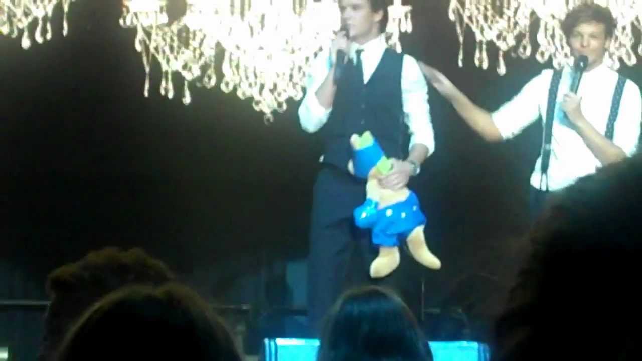One Direction Talking- Brisbane (18/4/12)