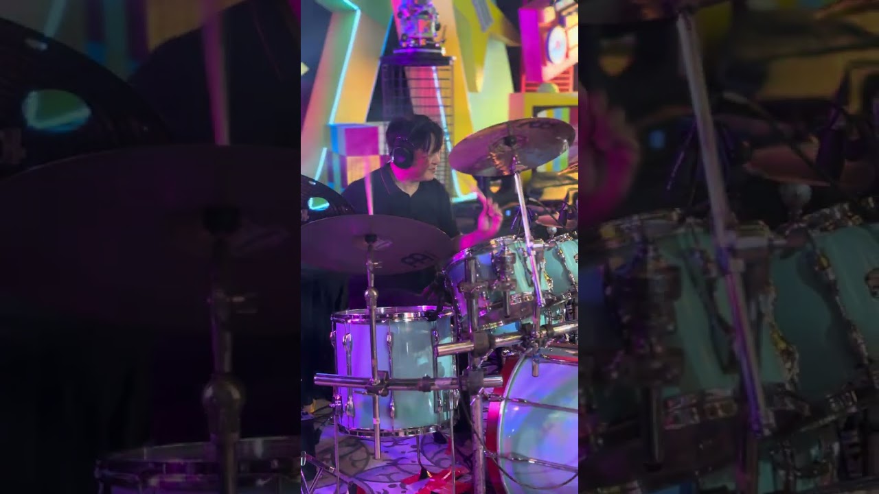 Junboy Leonor on drums!