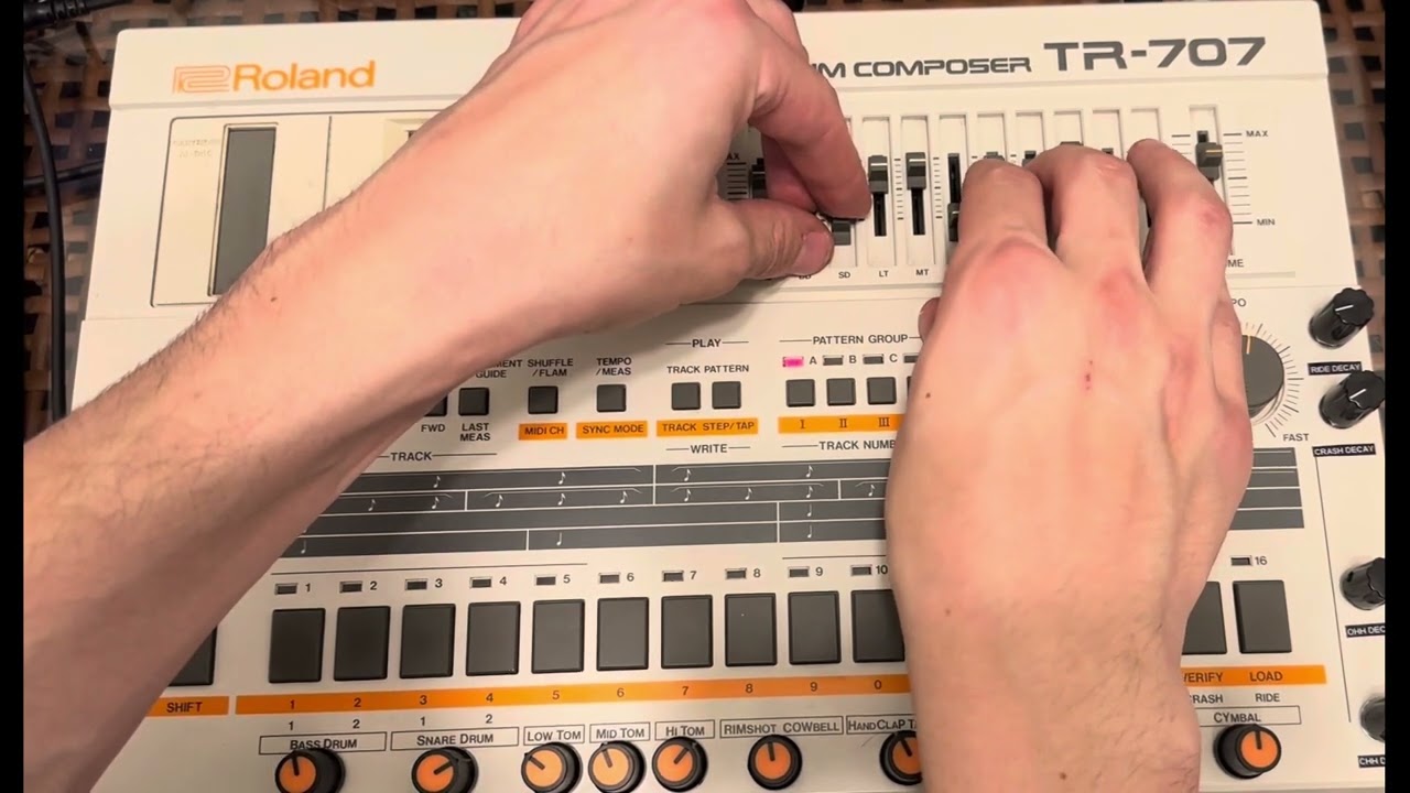 707 HKA + Cymbal / Pitch Mod Demo