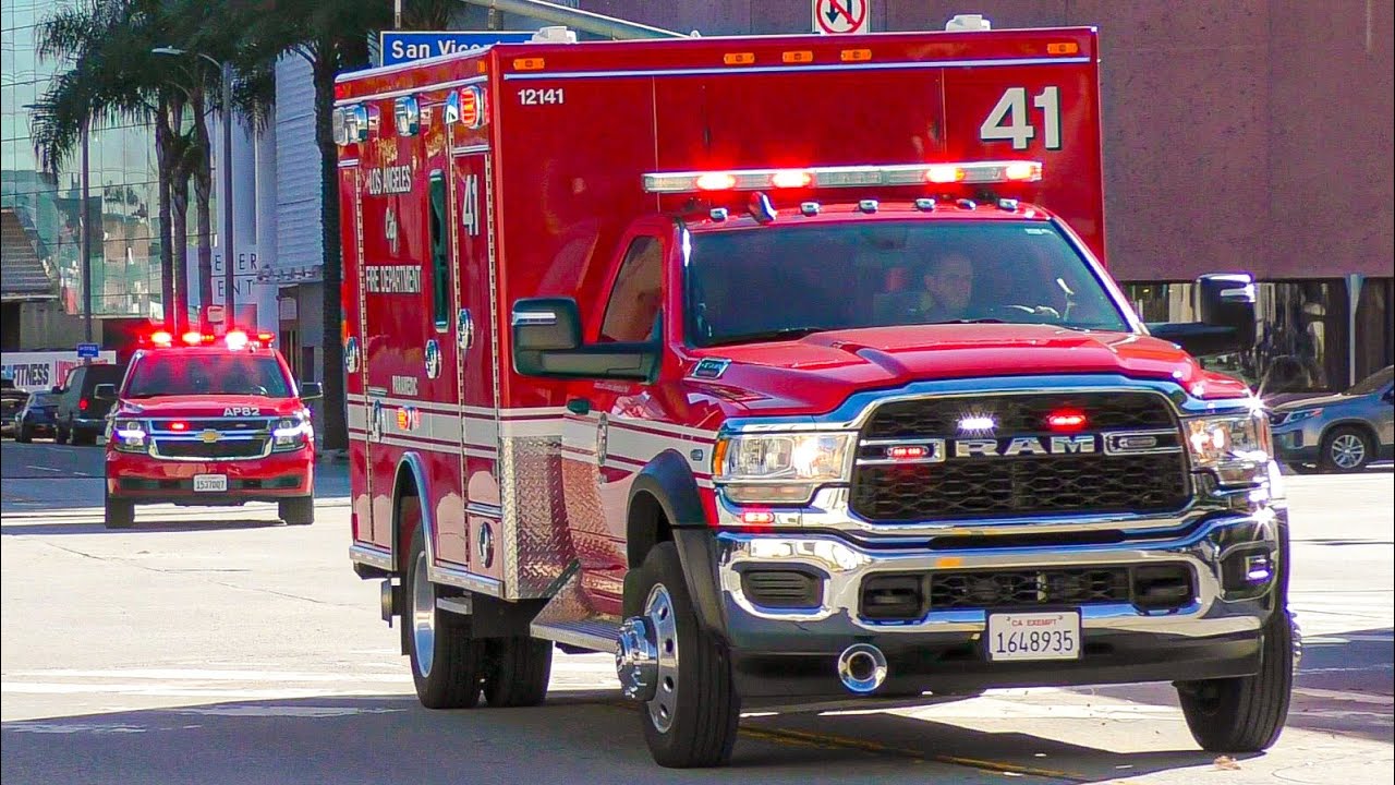 LAFD Advanced Provider 82 & Rescue 41 Transporting 