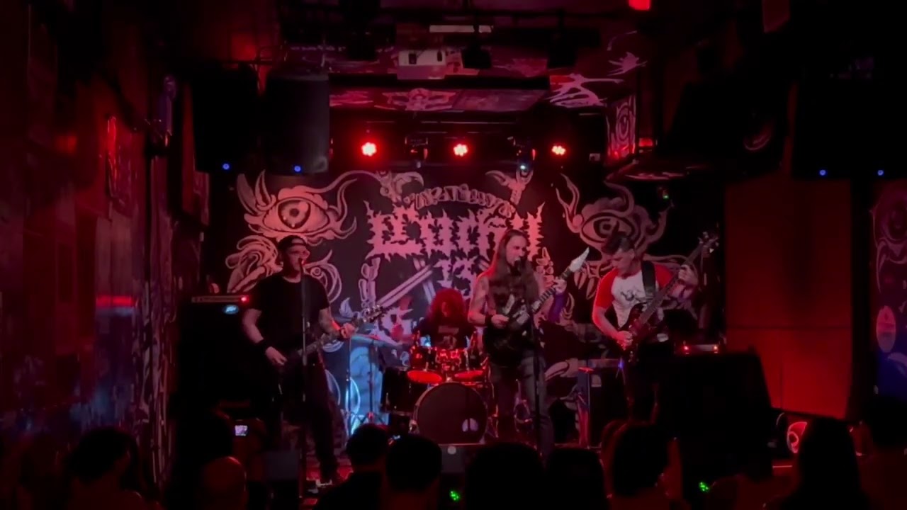 Caerdroia live at Lucky 13 Saloon-Daywalker