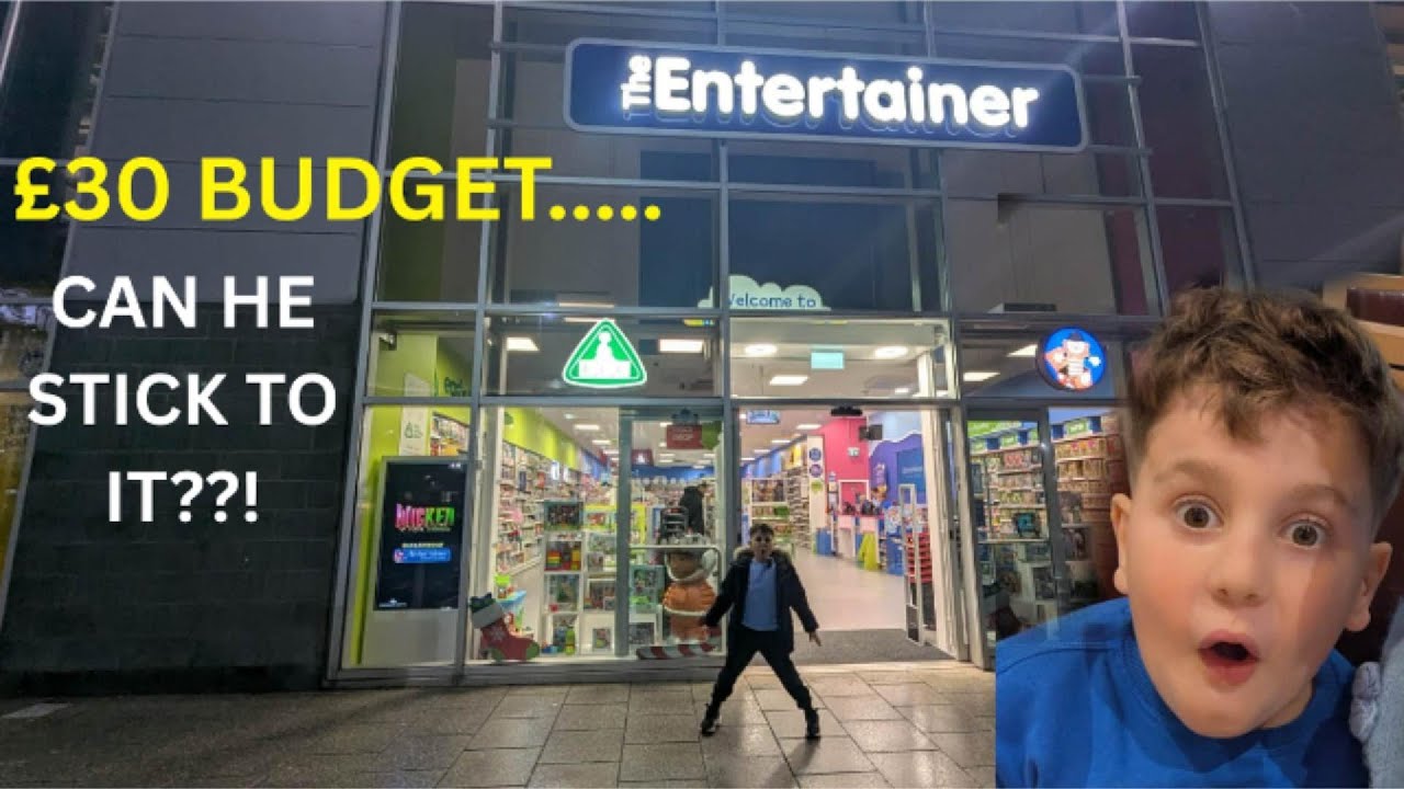 AYDIN VS £30 BUDGET! Toy Shop Challenge at The Entertainer in Union Square Aberdeen!
