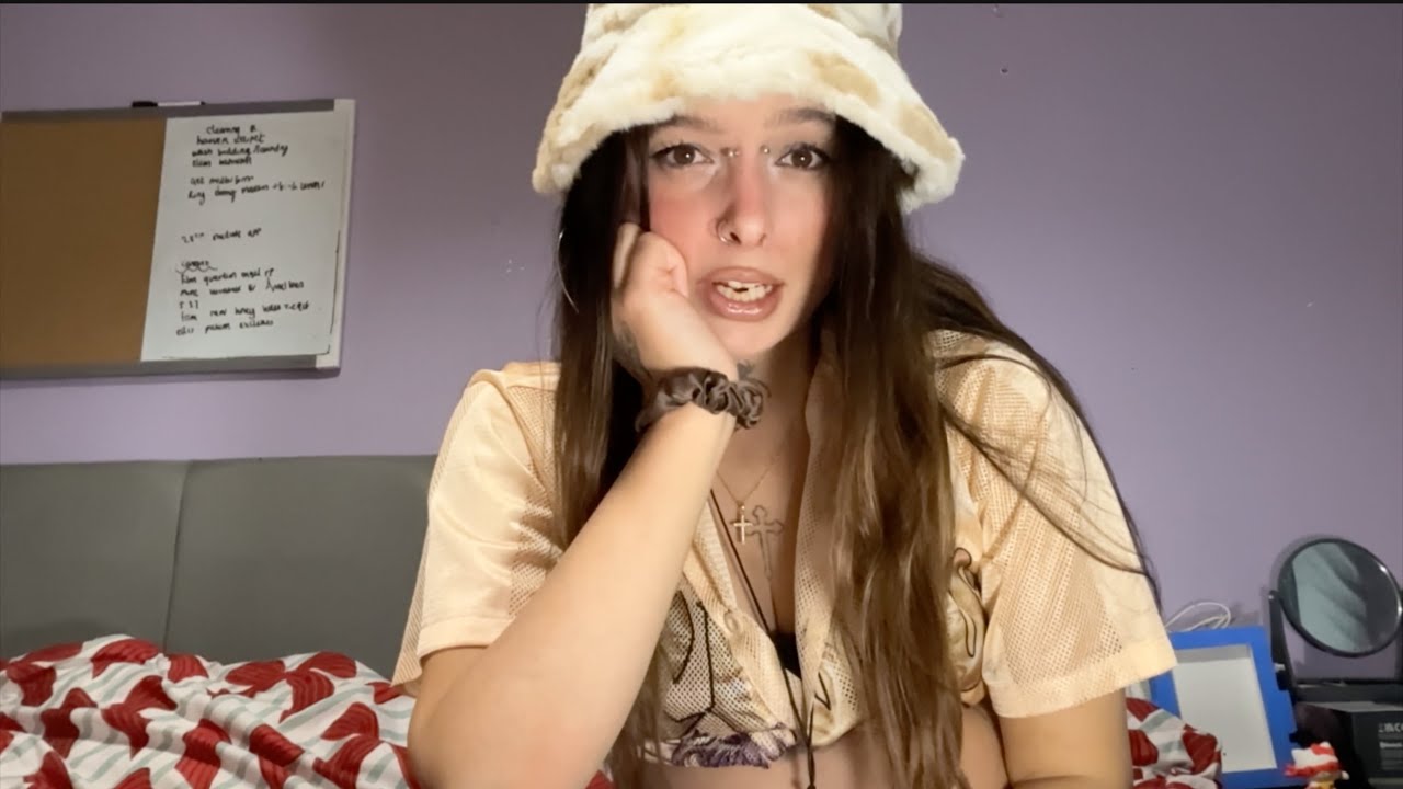 ASMR For People Suffering W Mental Health Gum Chewing Rambles ❣️