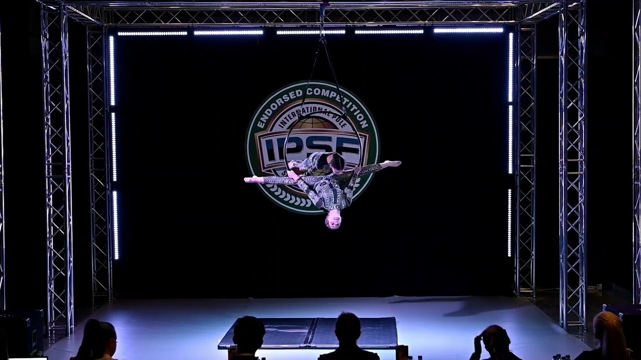 Mistrzostwa Polski Aerial Hoop 2022, JULIA PALCZEWSKA, NADIA PIECZARA, Elite Duety Młodziki
