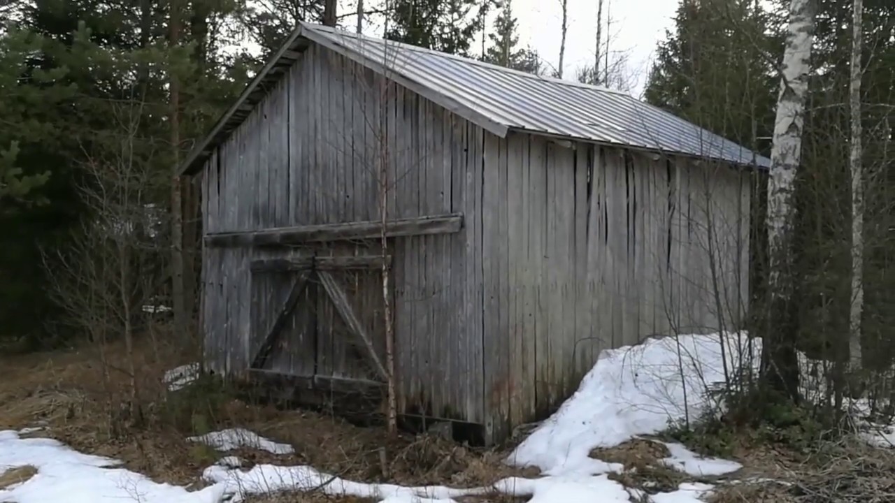 Hylätty autiotalo keskellä metsää osa 2/2 - abandoned house in the middle of a forest urbex Finland