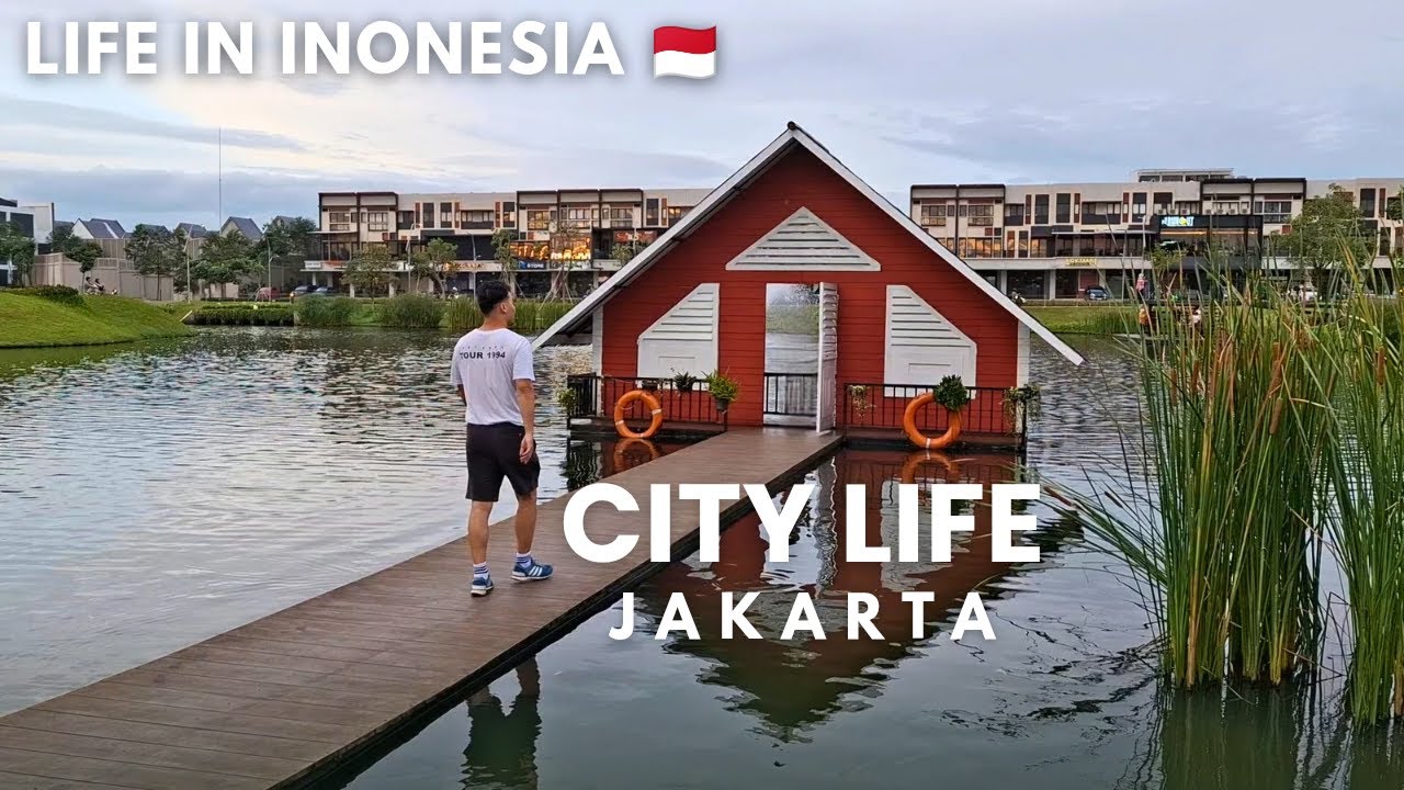 City Life Indonesia Near Jakarta | Gading Serpong Nighboorhood, Park+ Coffee & chess , evening walk